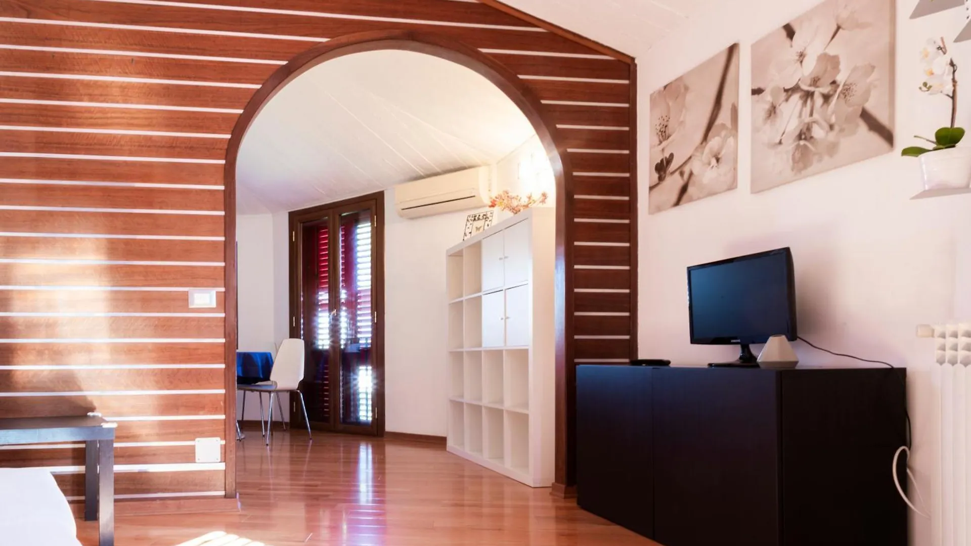 Magnolia Design Apartment Aci Castello Italy